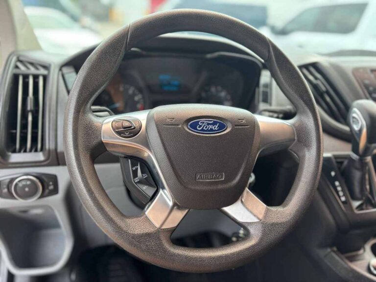 2018-ford-transit-250-branco-A89519 (16)
