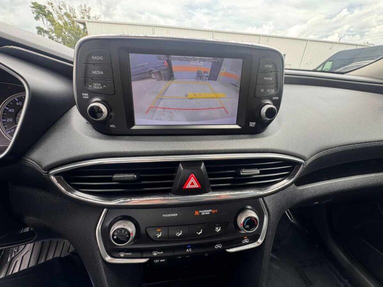 2019-hyundai santa fe se 101870 (12)
