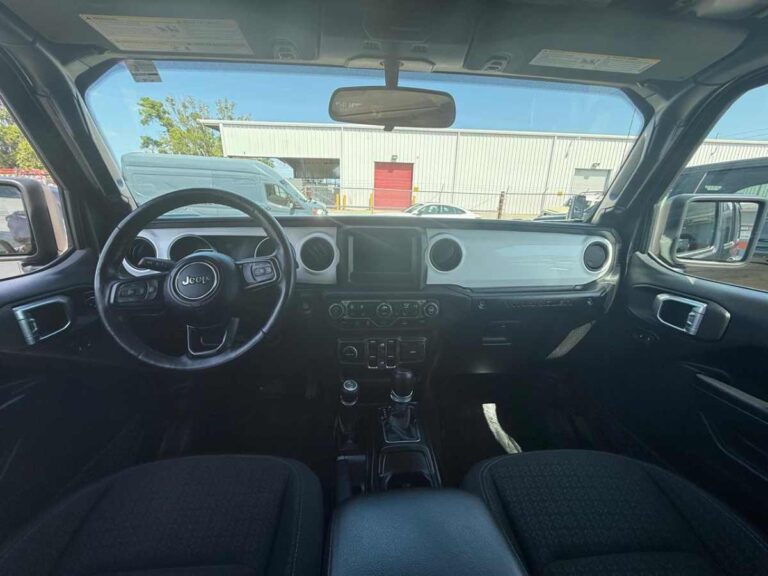 2021-jeep-wrangler-unlimited-islander-723151 (14)