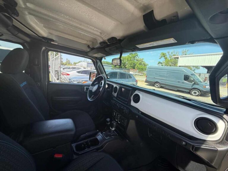 2021-jeep-wrangler-unlimited-islander-723151 (16)