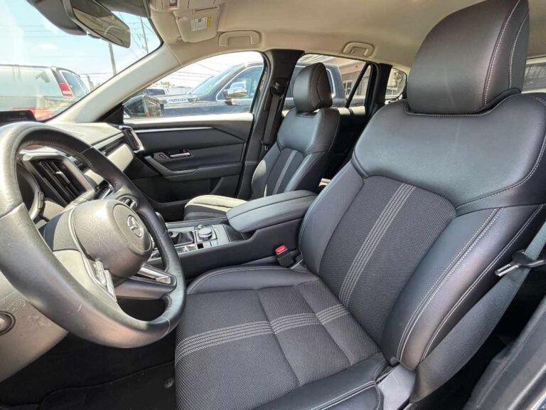 2024-mazda-cx-50-preferred-181873 (8)