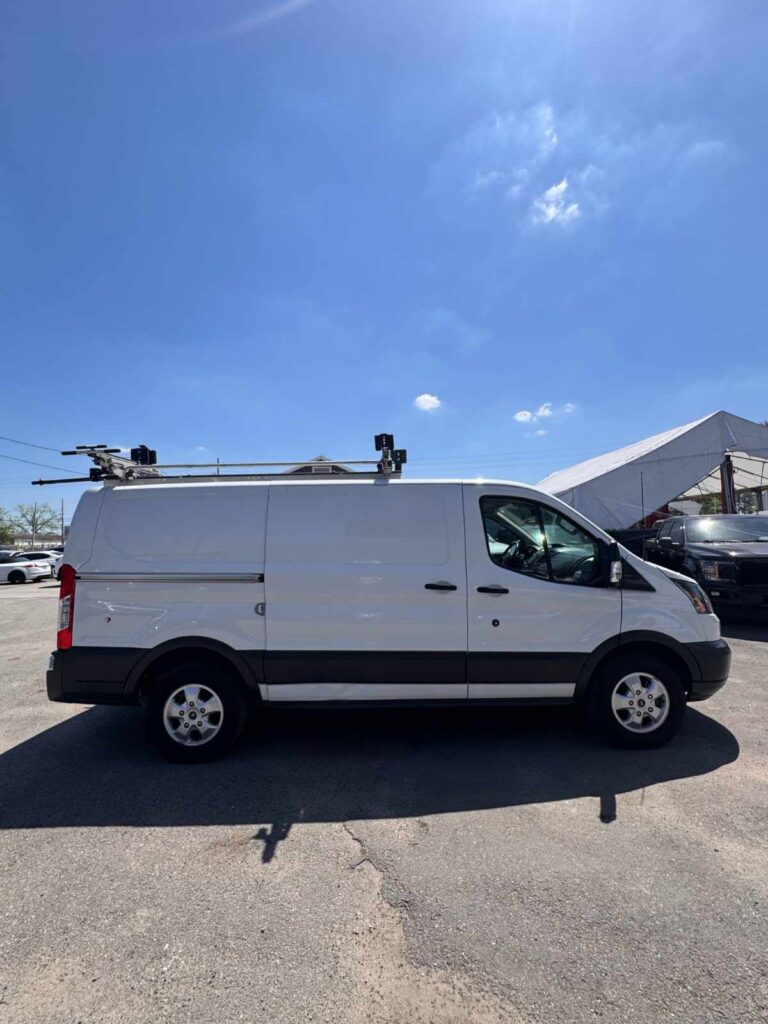 ford-transit-250-2018-$15995-B43929 (16)