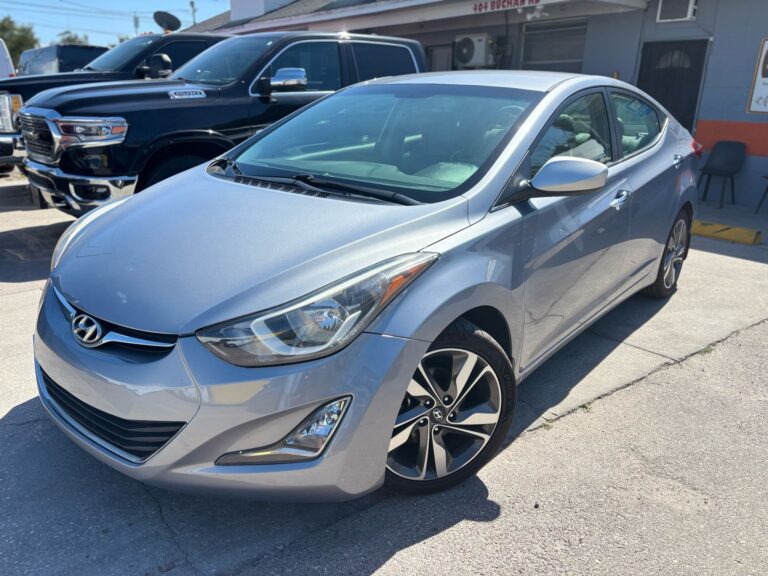 2015-hyundai-elantra-554428 (1)