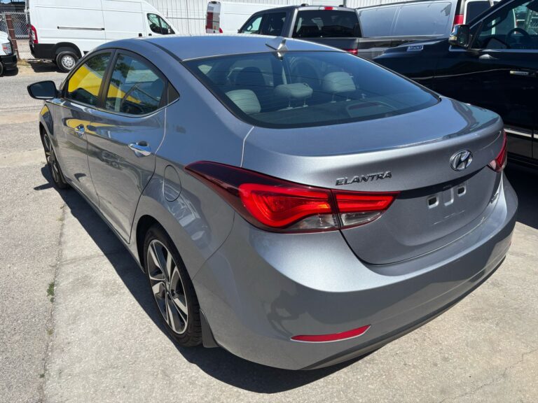 2015-hyundai-elantra-554428 (4)