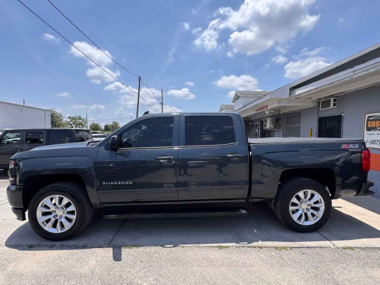 2017-chevrolet-silverado-1500-lt-333079 (3)
