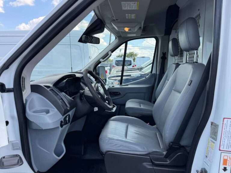 2017-ford-transit-350-branco-A82116 (13)