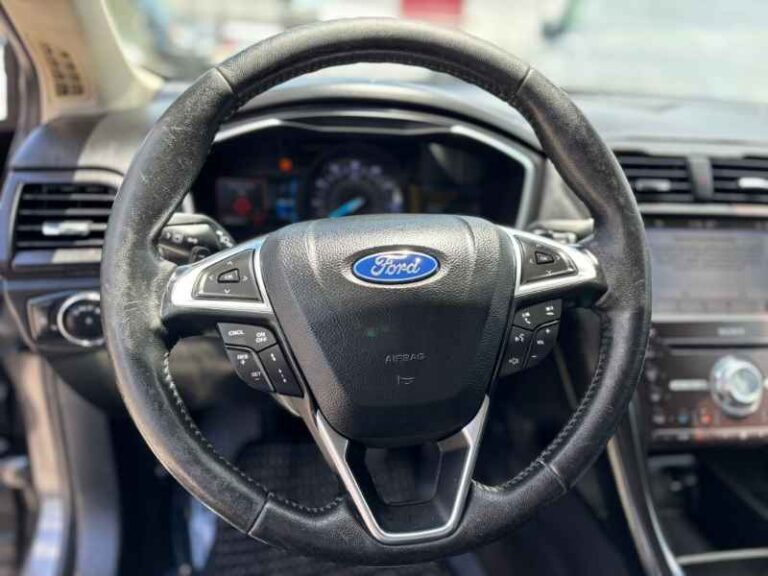 2019-ford-fusion-titanium-cinza-153200 (11)