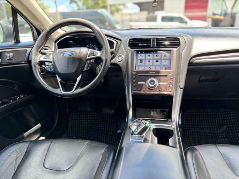 2019-ford-fusion-titanium-cinza-153200 (18)