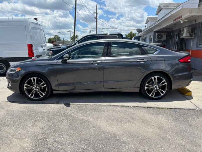 2019-ford-fusion-titanium-cinza-153200 (3)