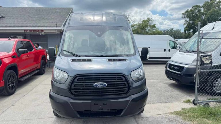 2019-ford-transit-250-b29081 (2)