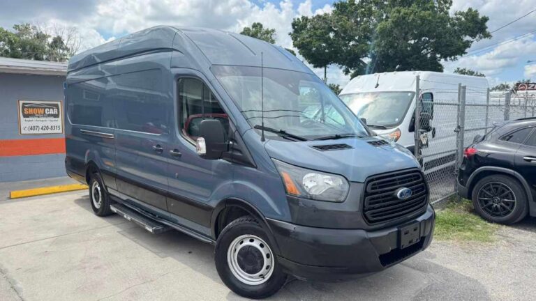 2019-ford-transit-250-b29081 (3)