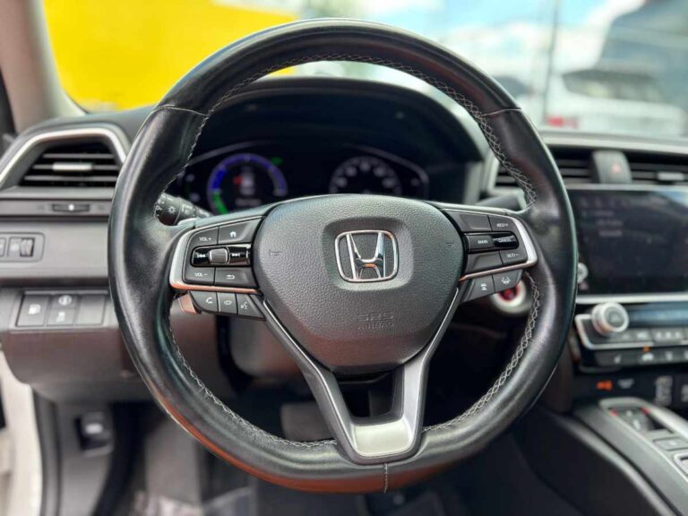2021-honda-insight-touring-branco-001956 (12)
