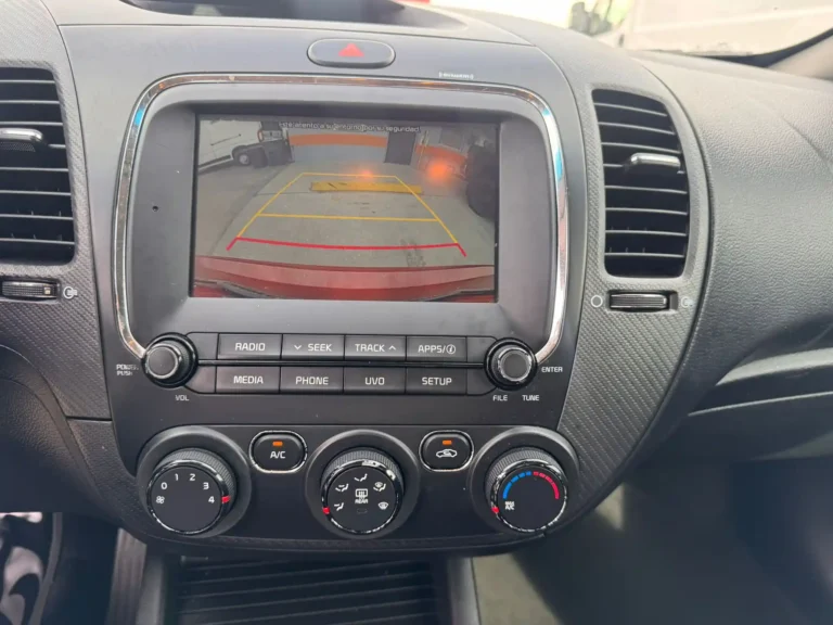 kia-forte-s-266887 (10)