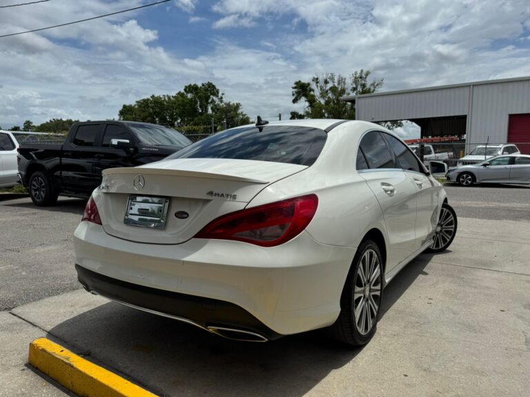 2017-mercedez-benz-cla-4matic-jpeg (3)