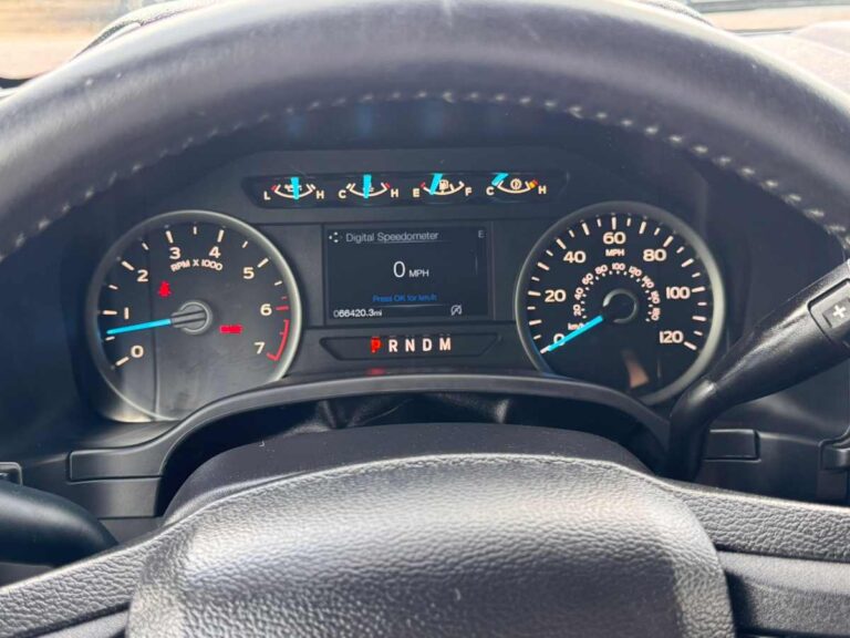 2018-ford-f-150-xlt-e73134 (9)