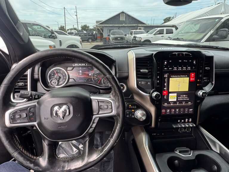 2019-ram-1500-laramie-695079 (6)