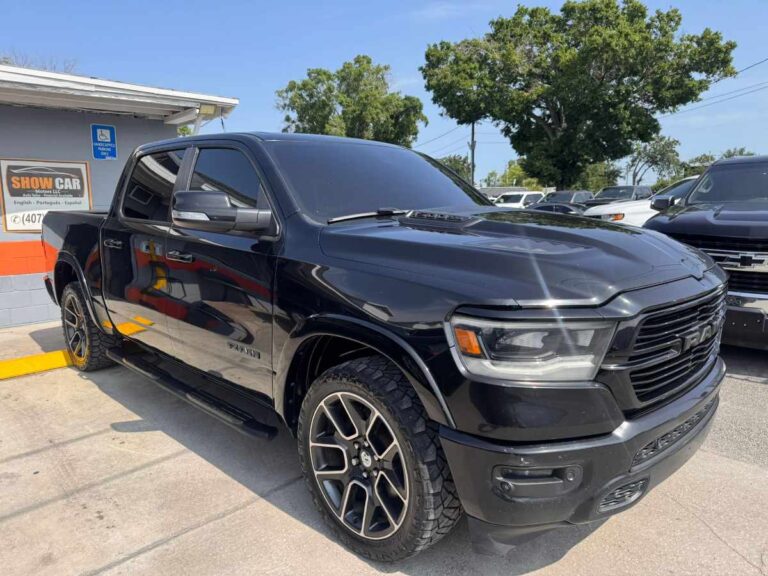 2019-ram-1500-laramie-preto-695079 (11)