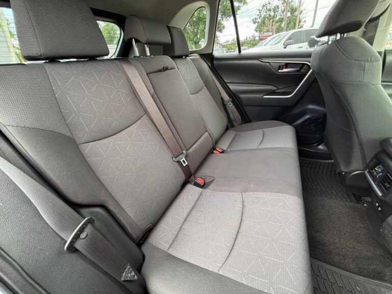 2019-toyota-rav4-xle-azul-014040 (10)