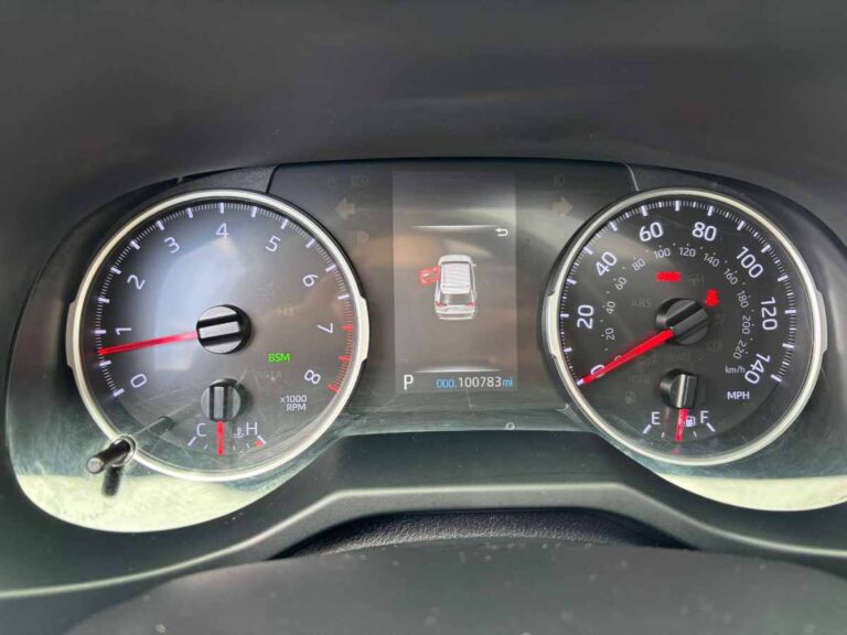 2019-toyota-rav4-xle-azul-014040 (13)