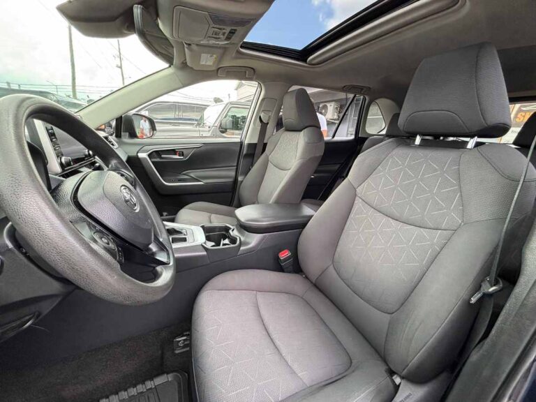 2019-toyota-rav4-xle-azul-014040 (8)
