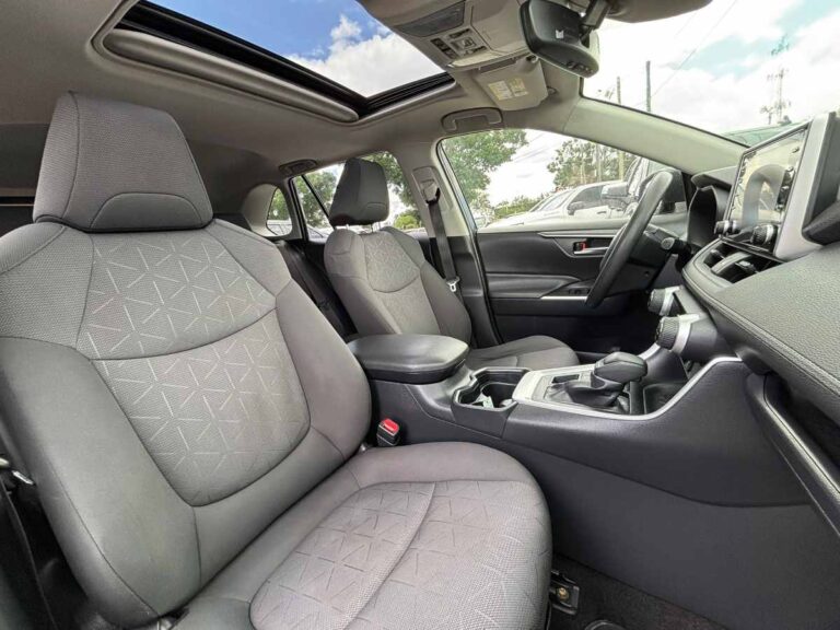 2019-toyota-rav4-xle-azul-014040 (9)