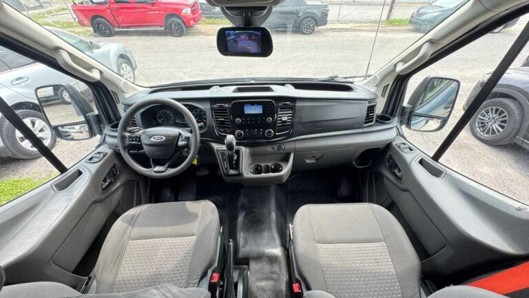2020-ford-transit-250-azul-b13516 (9)
