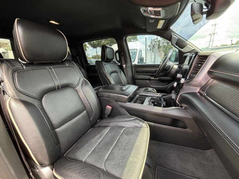 2020-ram-1500-limited-preto-299426 (11)