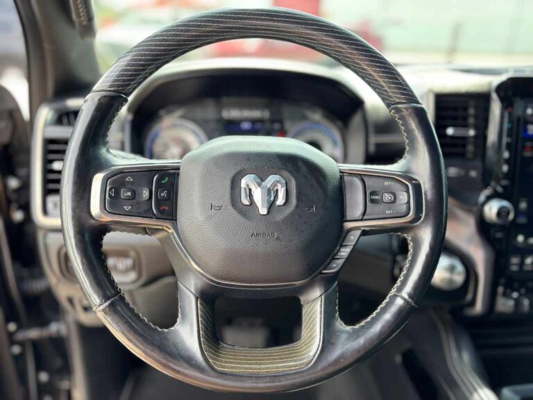2020-ram-1500-limited-preto-299426 (12)