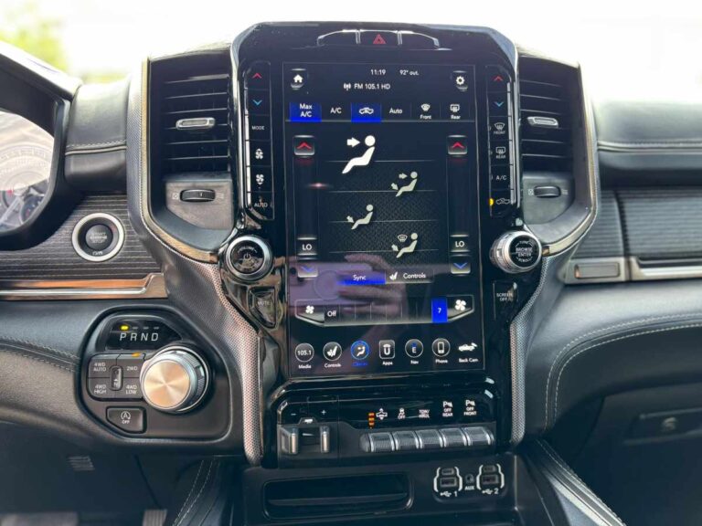 2020-ram-1500-limited-preto-299426 (14)