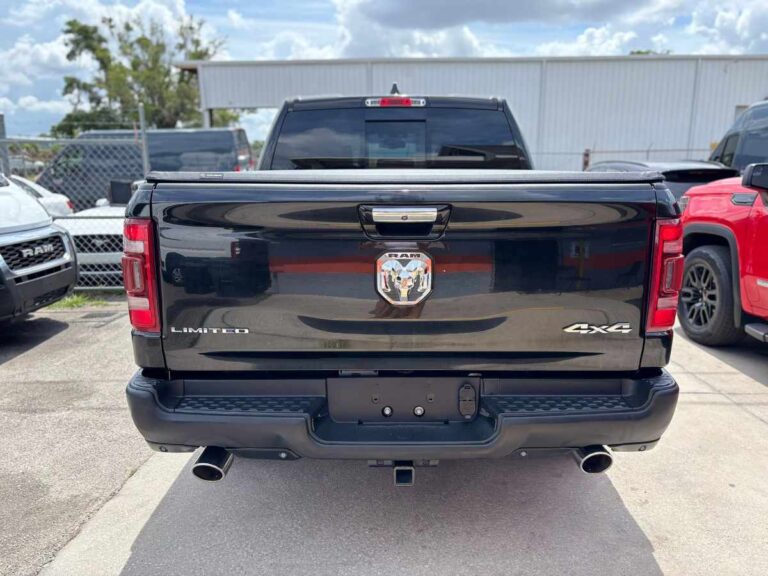 2020-ram-1500-limited-preto-299426 (5)