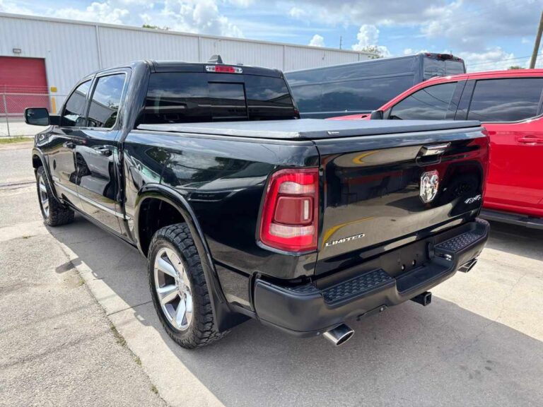 2020-ram-1500-limited-preto-299426 (6)