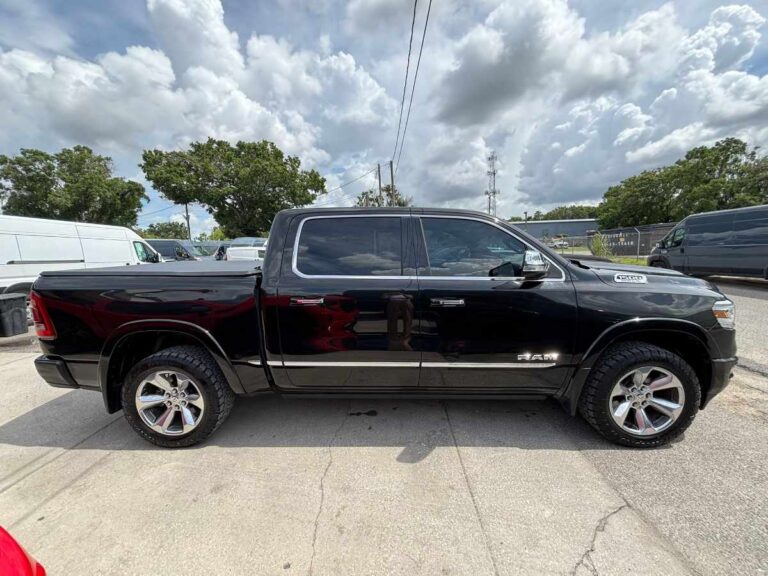 2020-ram-1500-limited-preto-299426 (7)