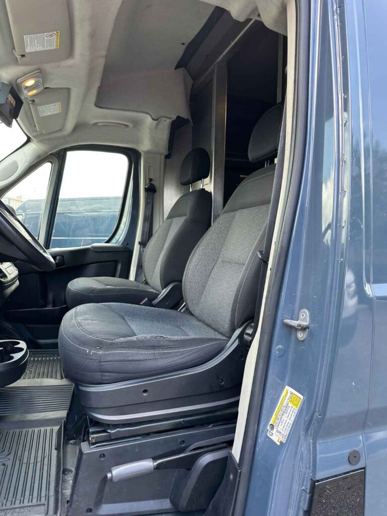 2019-ram-promaster-2500-159-wb-514979 (13)