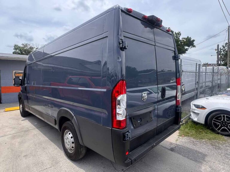 2019-ram-promaster-3500-159-wb-azul-541998 (4)