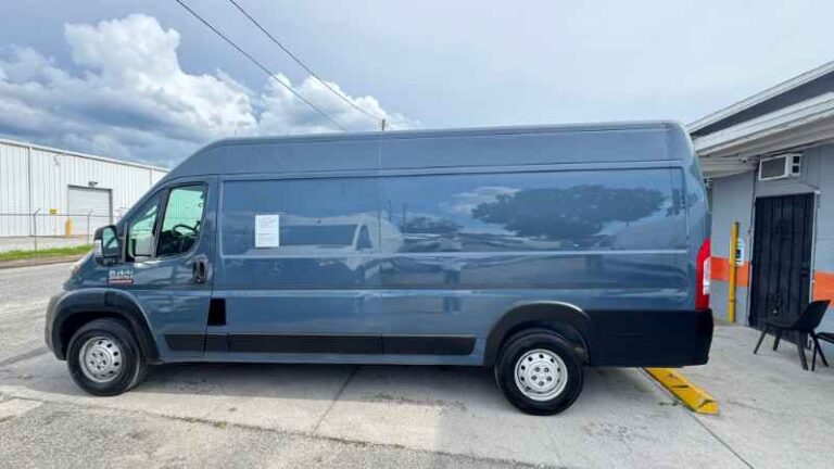 2019-ram-promaster-3500-159-wb-azul-564410 (3)