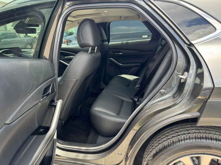2025-mazda-cx-30-2.5-s-preferred-775560 (14)