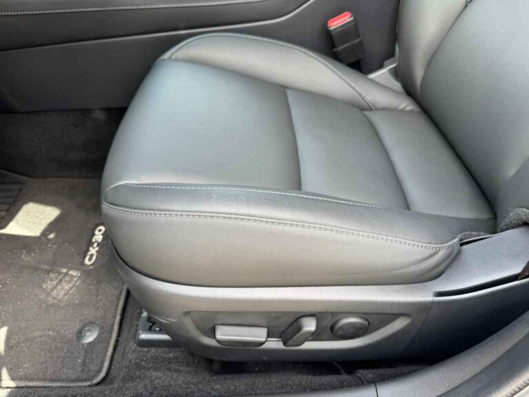 2025-mazda-cx-30-2.5-s-preferred-775560 (16)