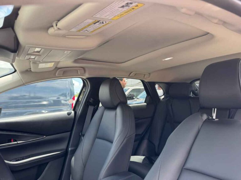 2025-mazda-cx-30-2.5-s-preferred-775560 (19)