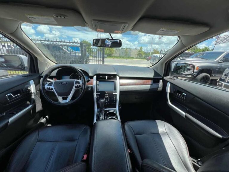 2011-ford-edge-limited-silvera7 (12)
