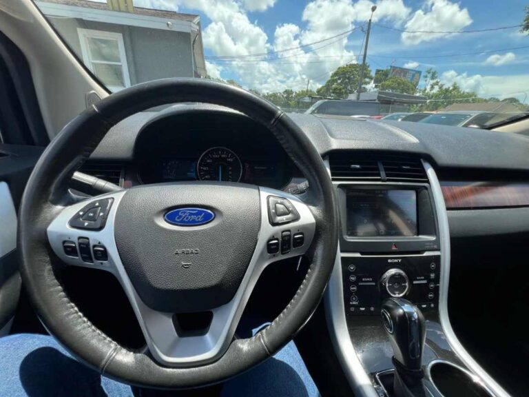 2011-ford-edge-limited-silvera7 (15)