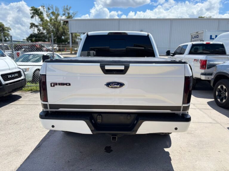 2017-ford-f-150-xlt-branco-C23750 (6)