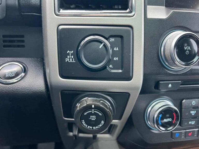 2018-ford-f-150-lariat-b39581 (13)