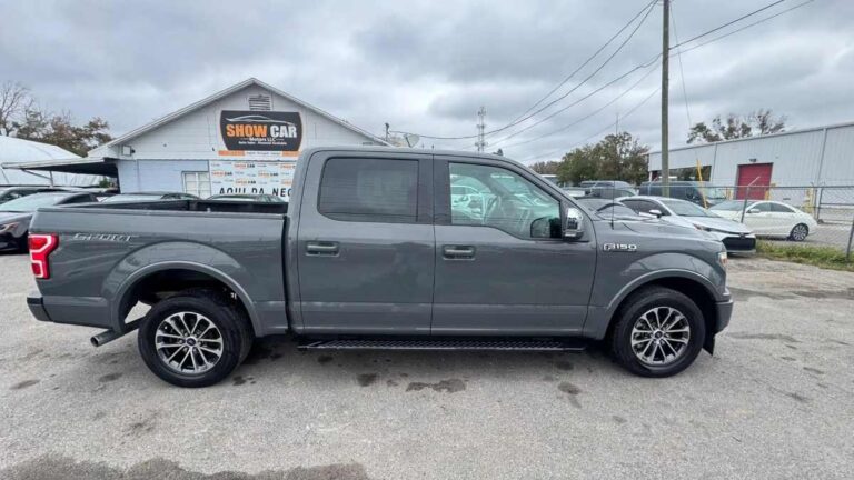 2018-ford-f150-xlt-gray-b27070 (8)