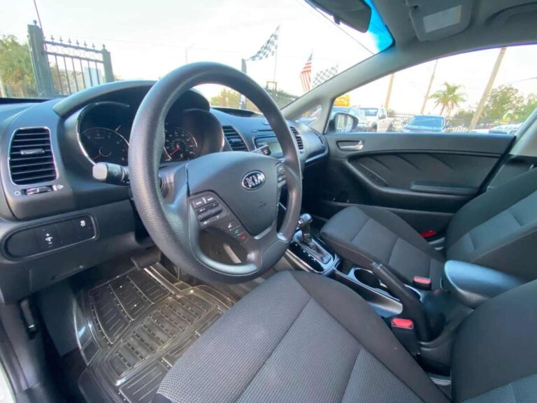 2018-kia-forte-lx-239875 (10)