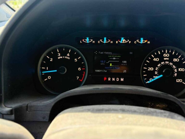 2019-FORD-XLT-F-150-AZUL-D08263 (12)