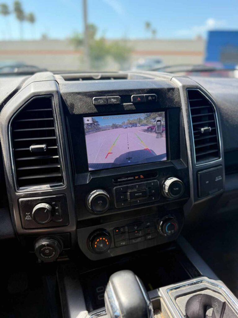 2019-FORD-XLT-F-150-AZUL-D08263 (18)