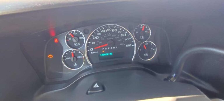2019-chevrolet-express-2500-white-304266 (11)