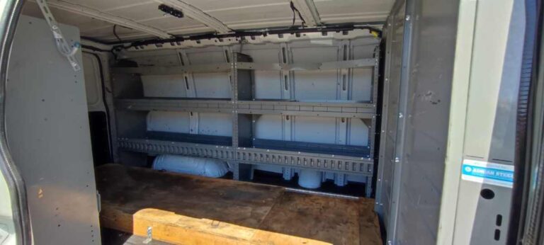2019-chevrolet-express-2500-white-304266 (9)
