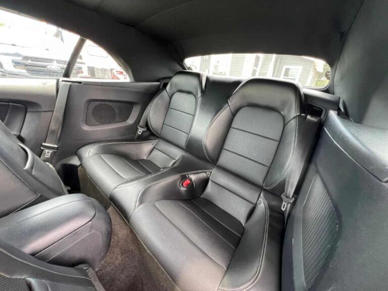 2019-ford-mustang-silver-104291 (11)