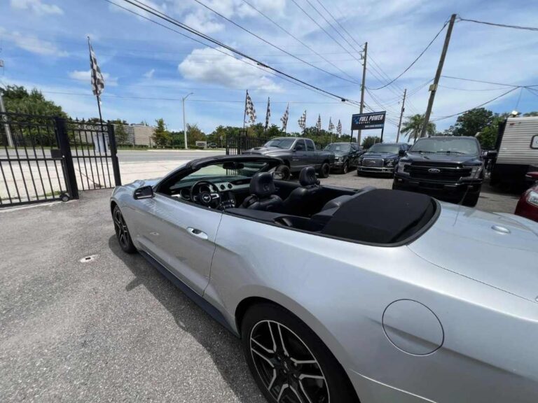 2019-ford-mustang-silver-104291 (17)